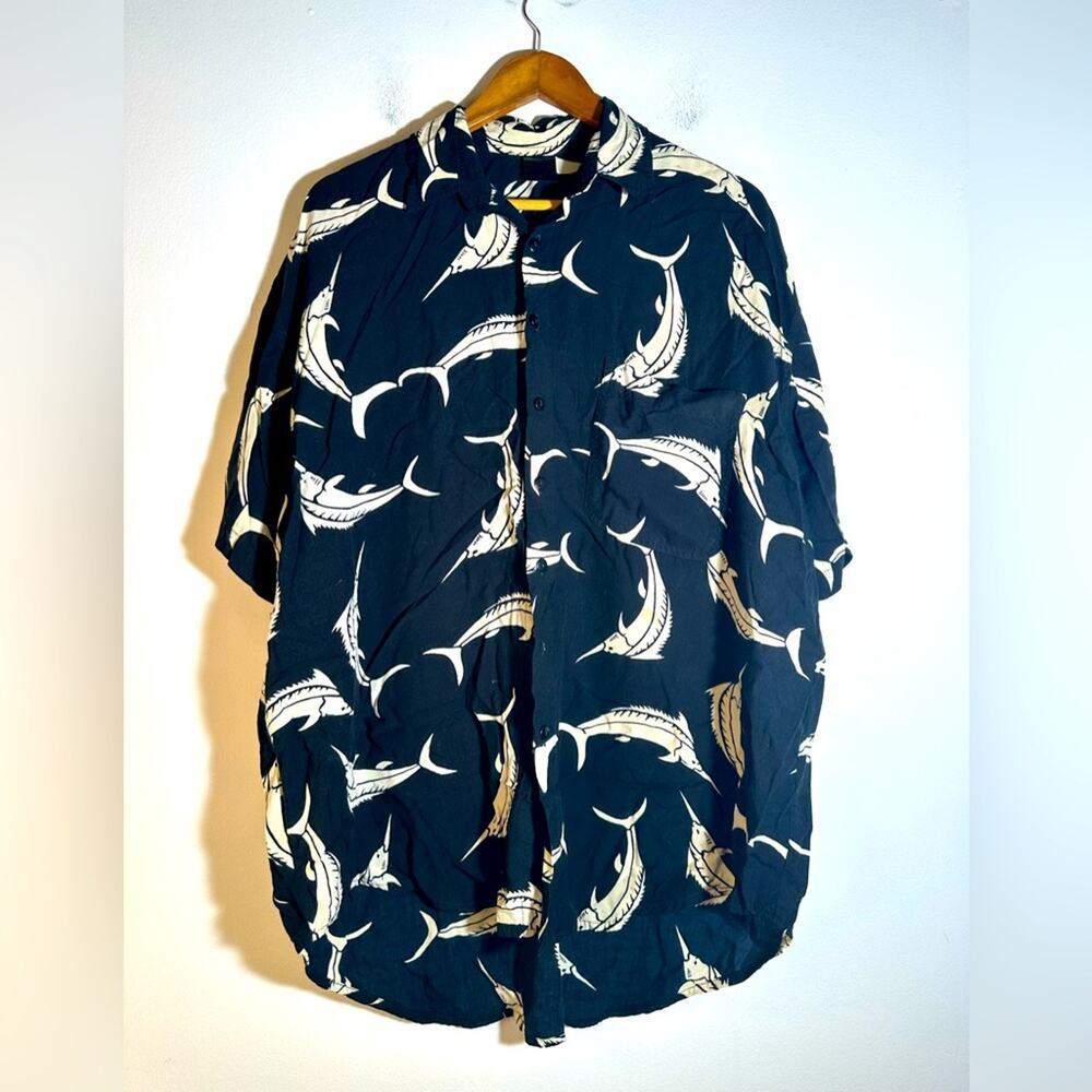 Stylish Black Marlin Pattern Men's Shirt